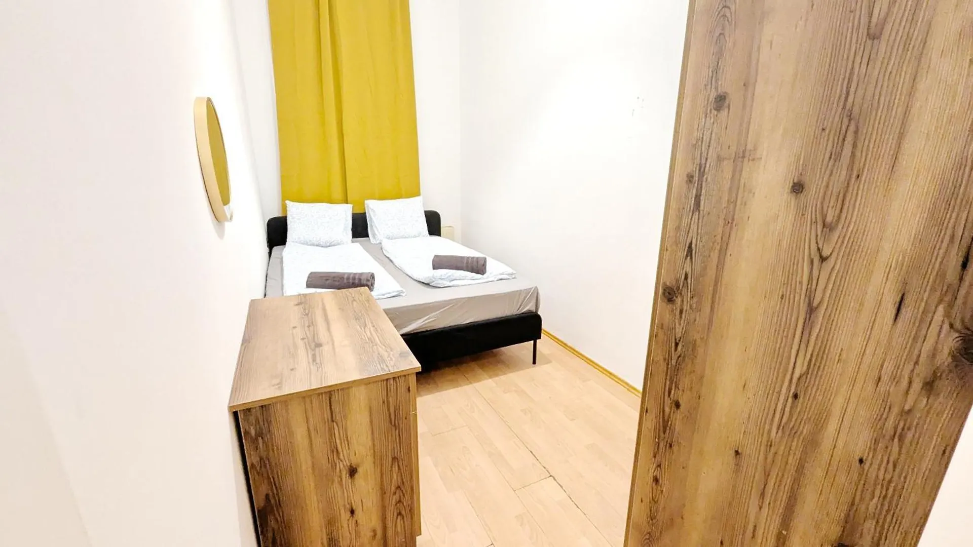 Rum i privatbostad Spacious Rooms - 15 Min From Airport & City Center, 5 Min From Vienna Main-Bus Station Ez 12